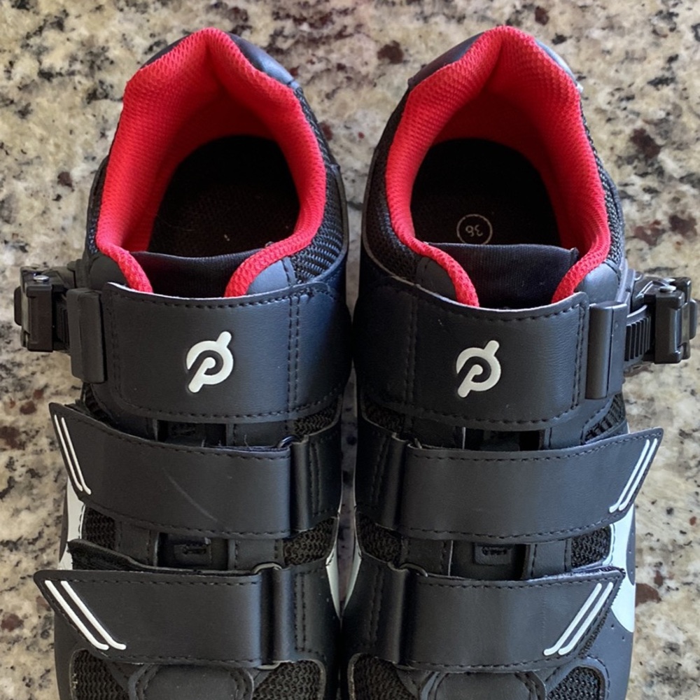 Peloton bike shoes 38